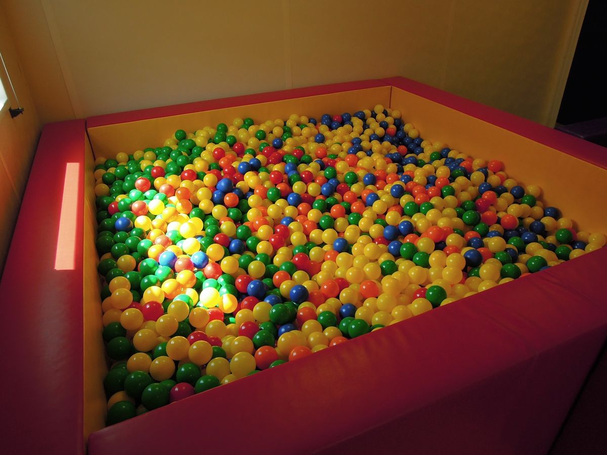 Ball Pool Rent in Krishna for Birthday, Wedding, Corporate Events